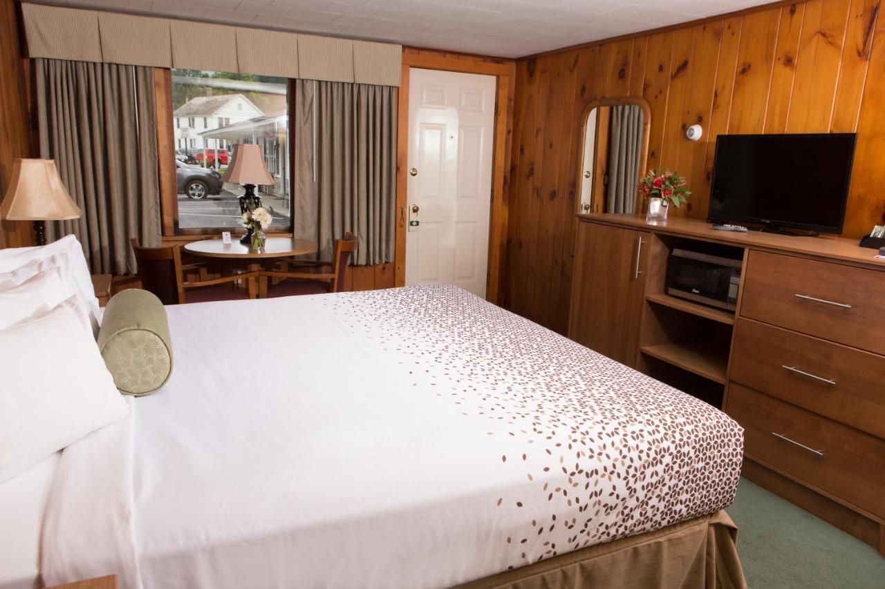 Knotty Pine Motel Bennington Dış mekan fotoğraf